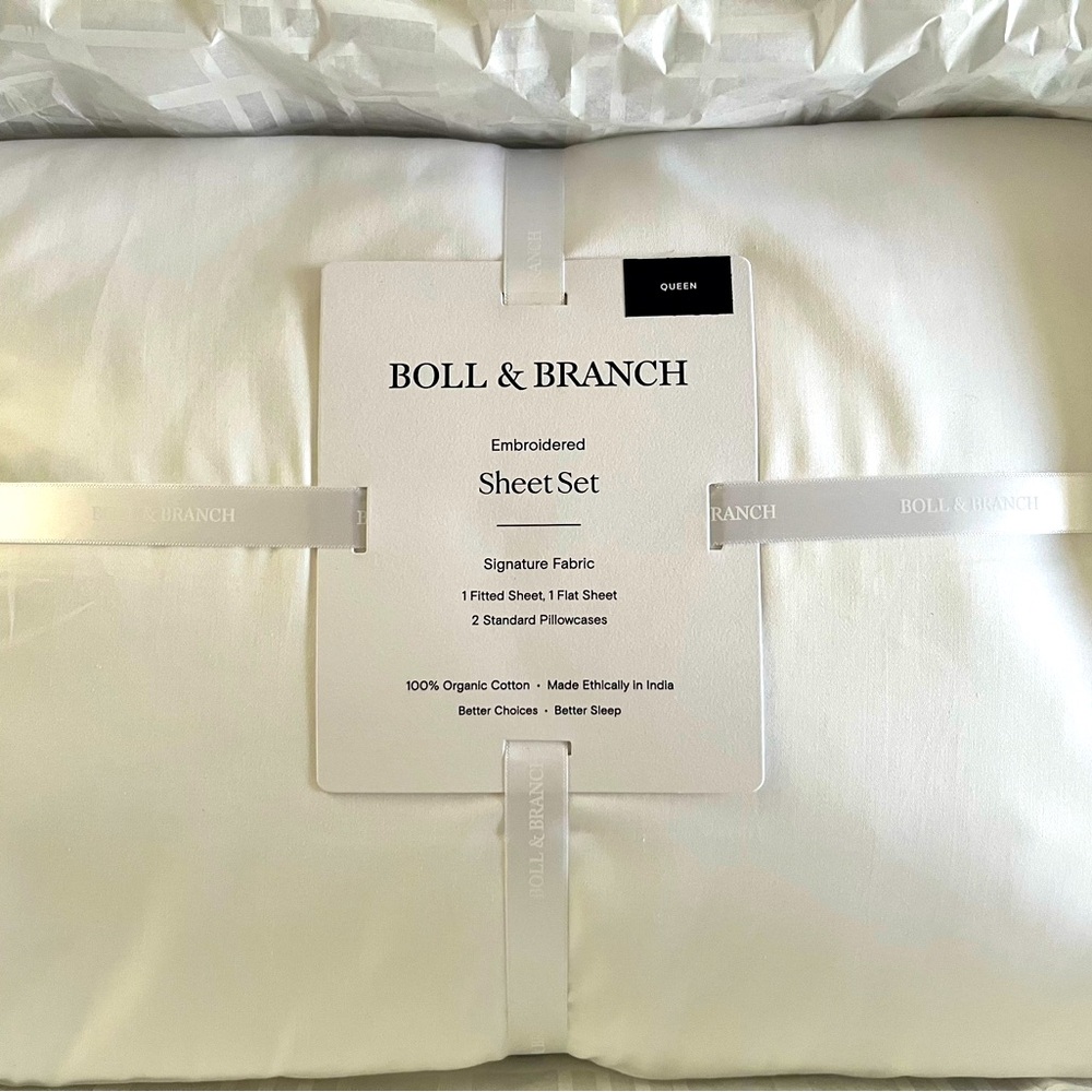 NIB Boll & Branch Embroidered Sheet Set - Queen Size